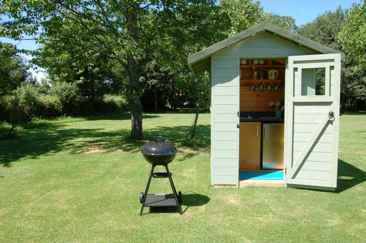 Camping La Forêt de Tessé Esterno foto